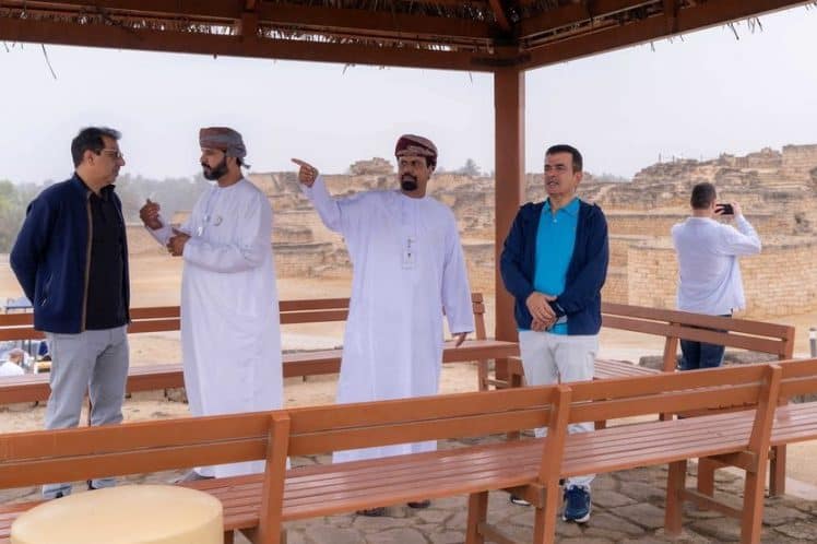 وفد من منظمة الإيسيسكو يتعرف على المقومات السياحية والتراثية بمحافظة ظفار
