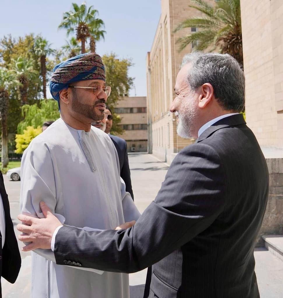 بيـان مشترك بين سلطنة عُمان والجمهورية الإسلامية الإيرانية، حول المشاورات بين وزيري خارجية البلدين