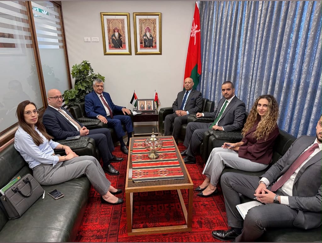 فلسطين: رئيس البعثة يستقبل وزير الأشغال العامة والإسكان