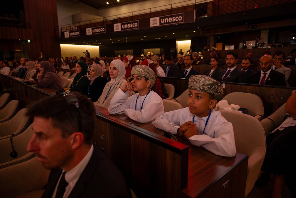 His Majesty visits UNESCO Headquarters