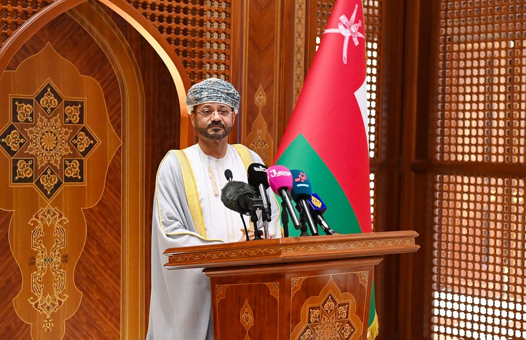 سلطنة عُمان واليابان تؤكّدان على أهمية الحل السياسي لخفض التوترات