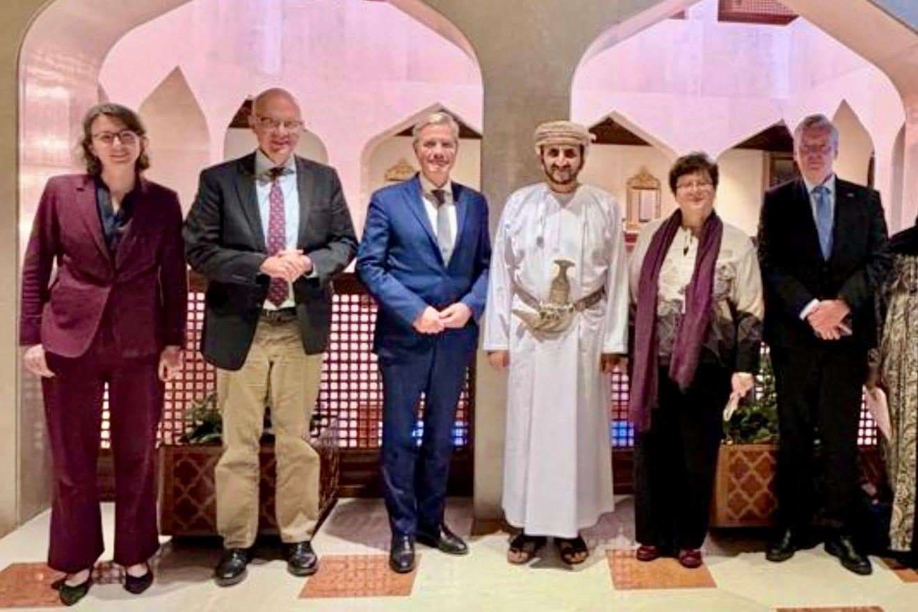 وكيل وزارة الخارجية للشؤون السياسية يستقبل وفدًا من الكتلة البرلمانية لحزب الاتحاد المسيحي الألماني.