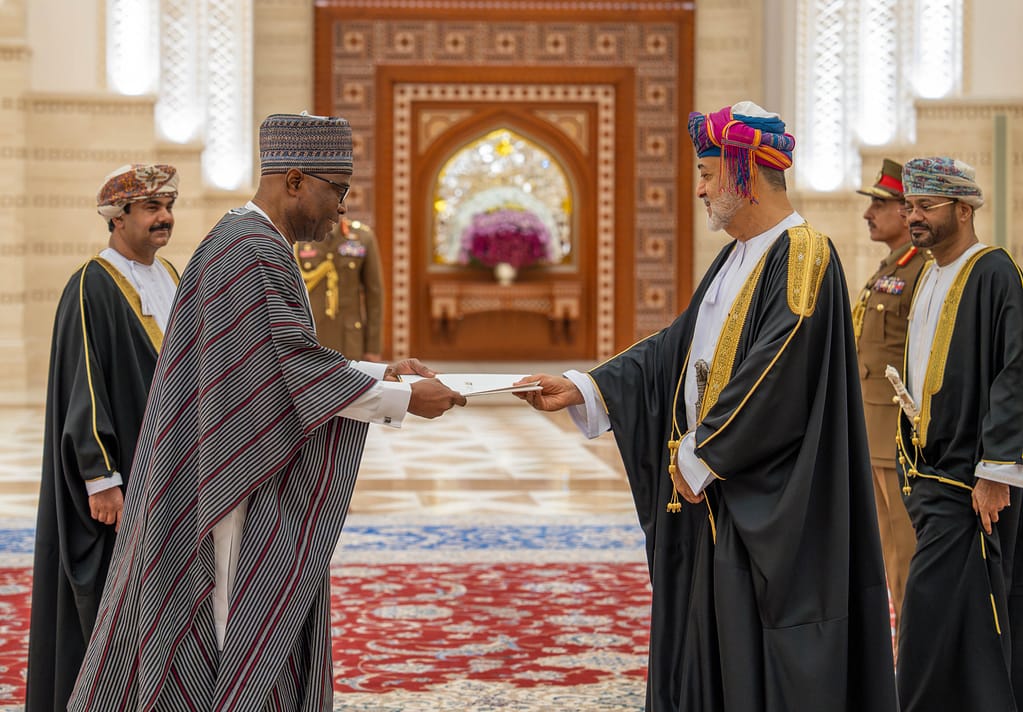 جلالة السُّلطان يتقبّل أوراق اعتماد عددٍ من السّفراء