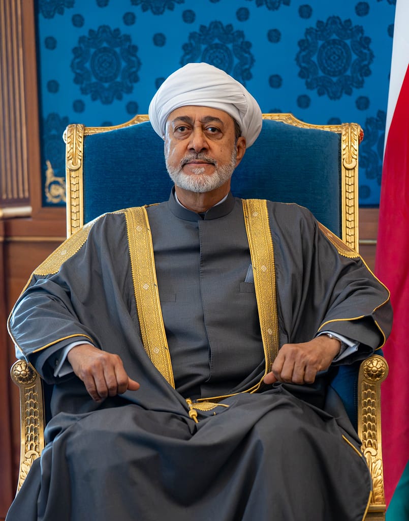 جلالةُ السُّلطان والرّئيسُ الأنجولي يعقدان لقاءً ثُنائيًّا وجلسةَ مباحثاتٍ رسميّةً
