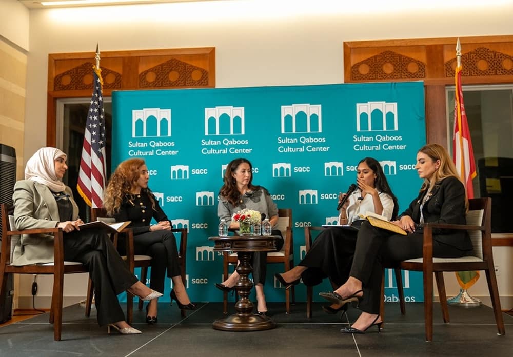 واشنطن: السفارة ومركز السلطان قابوس يحتفلان بيوم المرأة العمانية