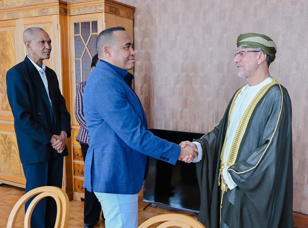 President of Madagascar receives the Chairman of the Oman Investment Authority