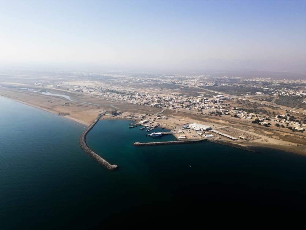 Shinas Port handles more than 2 million tonnes of cargo