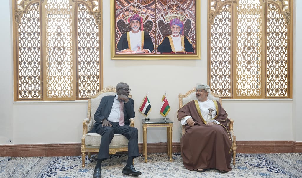 سلطنةُ عُمان والسُّودان توقعان مذكرة تفاهم في مجال المواني والنقل