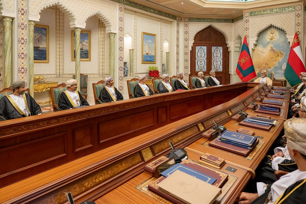 جلالةُ السُّلطان يتفضل فيترأس اجتماع مجلس الوزراء