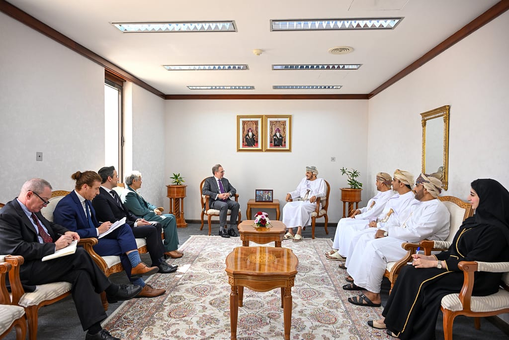 Political Undersecretary receives US Assistant Treasury Secretary