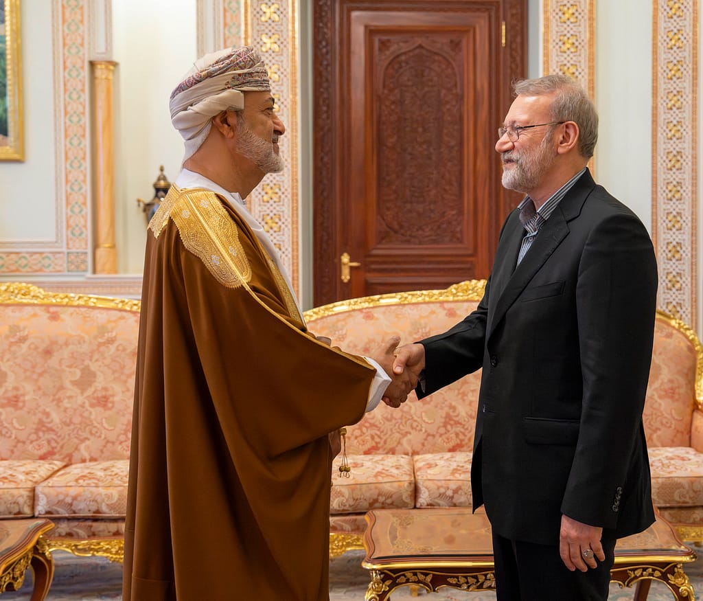جلالة السلطان يستقبل أمين المجلس الأعلى للأمن القومي بالجمهورية الإسلامية الإيرانية