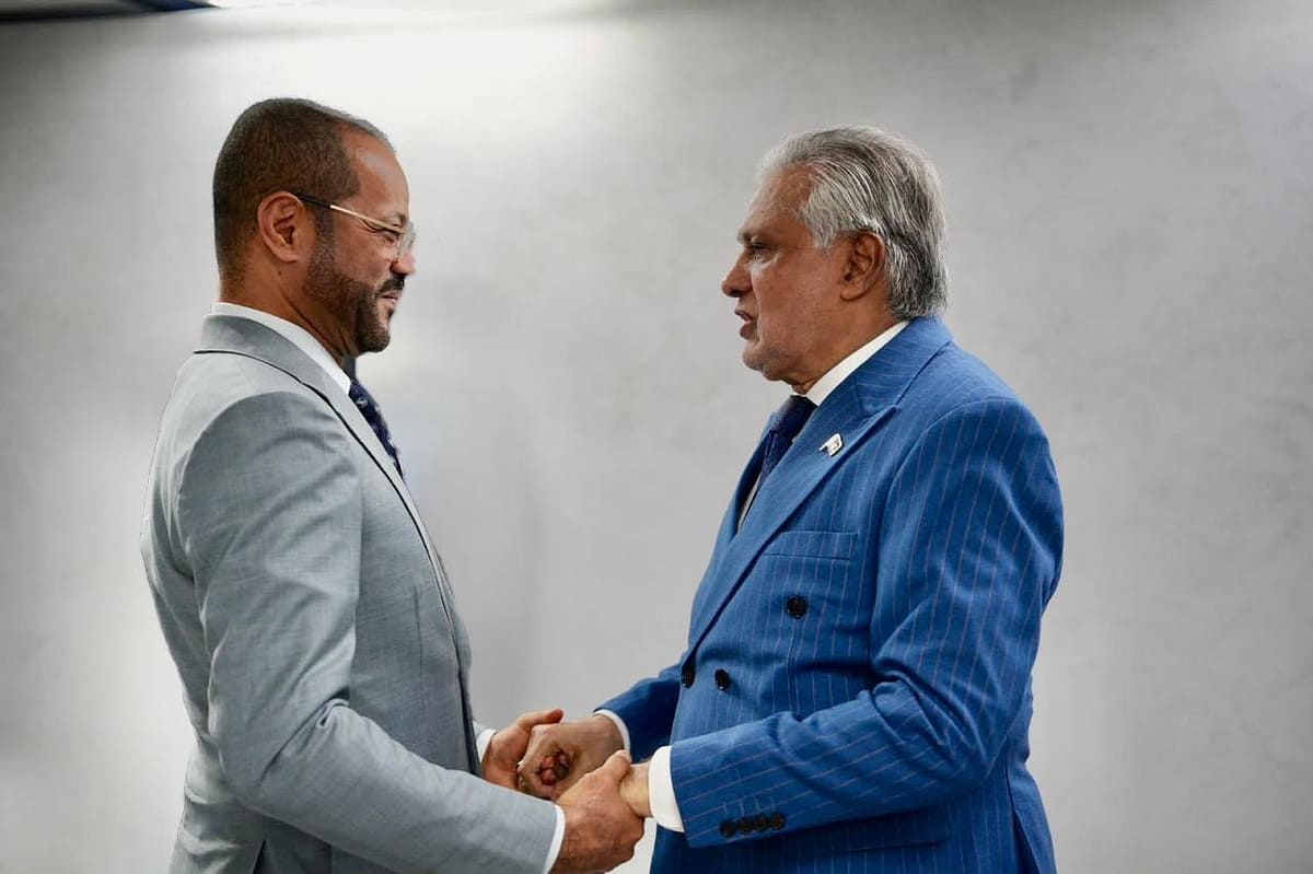 Minister meets Pakistani Deputy PM