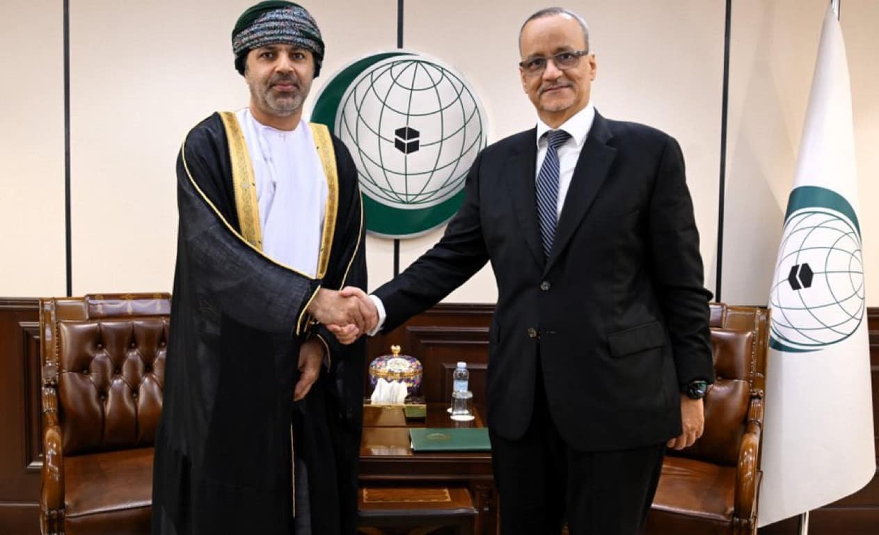 Jeddah: Secretary General of the Organization of Islamic Cooperation receives His Excellency the Consul