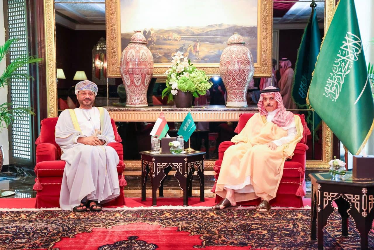 سلطنة عُمان والسعودية تؤكدان على متانة العلاقات الأخويّة الراسخة وأهمية مواصلة العمل المشترك.