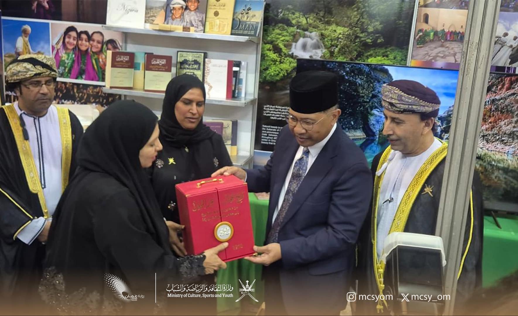 سلطنة عمان تشارك في معرض بروناي الدولي للكتاب