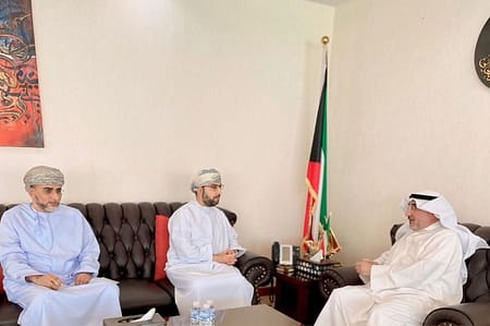 Kuwait: The Minister of Education and the Minister of Higher Education and Scientific Research receives the Ambassador of the Sultanate of Oman