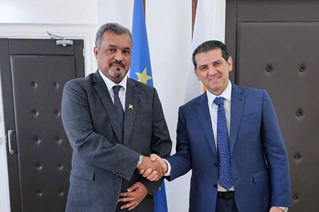 Cyprus: health minister meets Oman's Ambassador