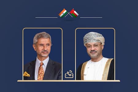 Minister discusses cooperation in a phone call with Indian counterpart