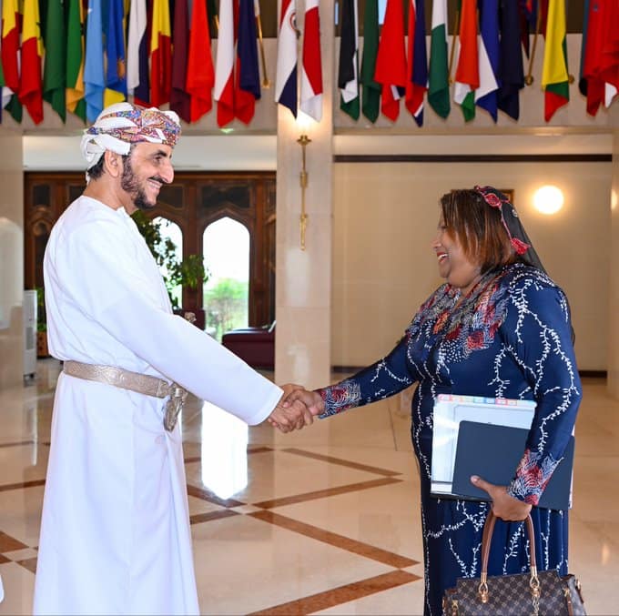 Oman and Maldives Hold Political Consultations