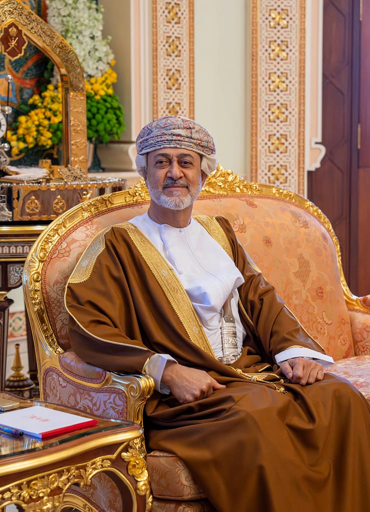 جلالة السلطان يستقبل أمين المجلس الأعلى للأمن القومي بالجمهورية الإسلامية الإيرانية