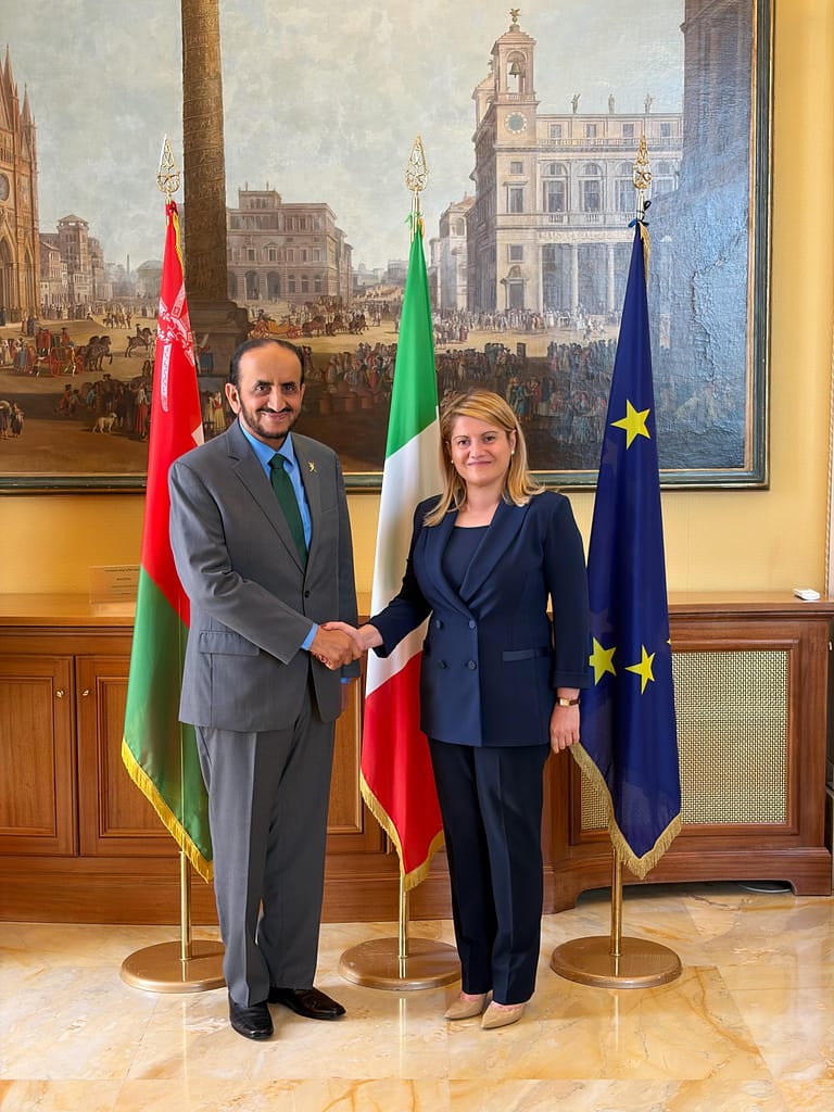 Oman and Italy hold political consultations