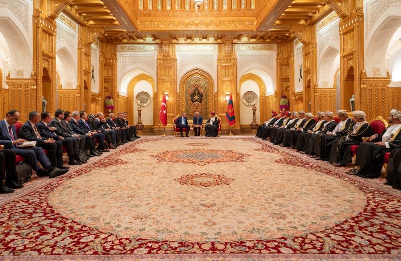 جلالةُ السُّلطان المعظّم والرئيس التركي يعقدان جلسة مباحثات