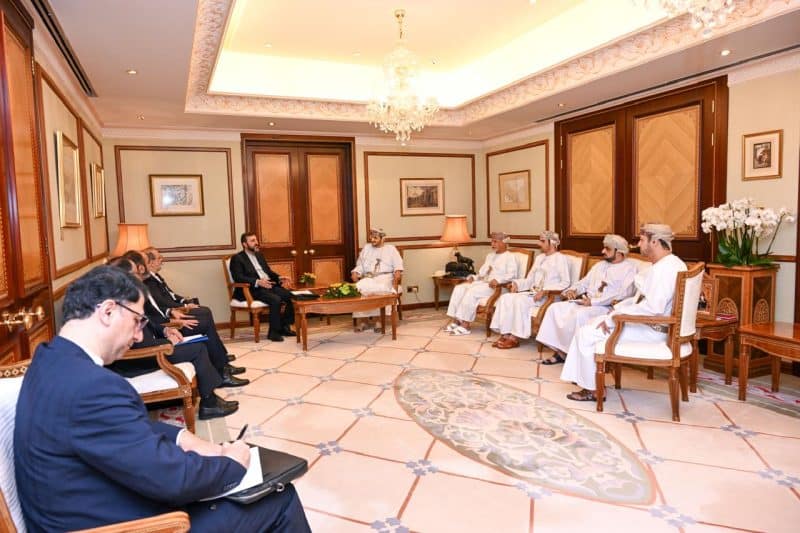 وكيل وزارة الخارجية للشؤون السياسية يستقبل مسؤولاً إيرانيًّا