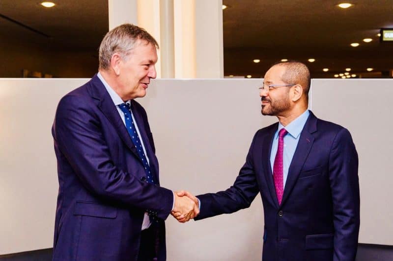 Minister meets UNRWA Commissioner-General