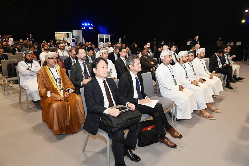 بدءُ أعمال قمّة عُمان للهيدروجين الأخضر 2025