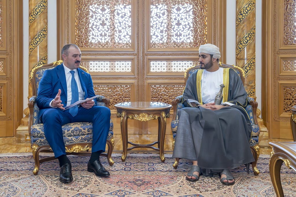 جلالة السلطان المعظم يتلقى رسالة خطية من الرئيس البيلاروسي