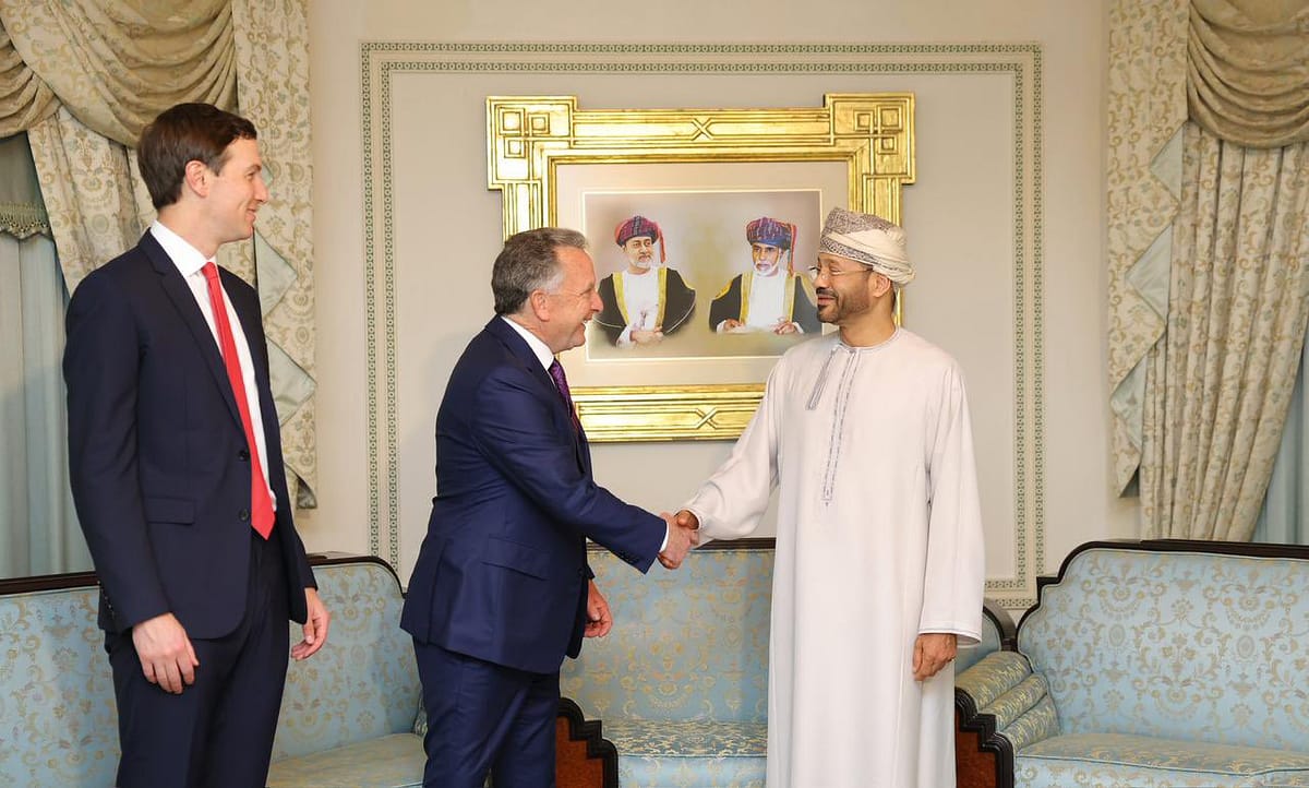 Minister holds separate consultations with the Iranian and US delegations