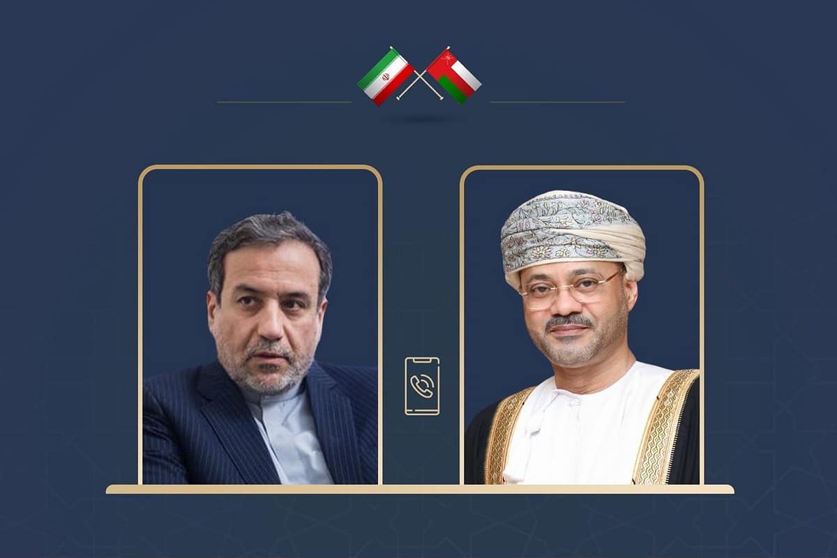 معالي السيد وزير الخارجية يبحث المستجدات الإقليمية والدولية مع نظيره الإيراني