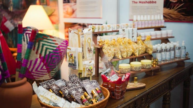 Philippines: Embassy at International Bazaar Exhibition
