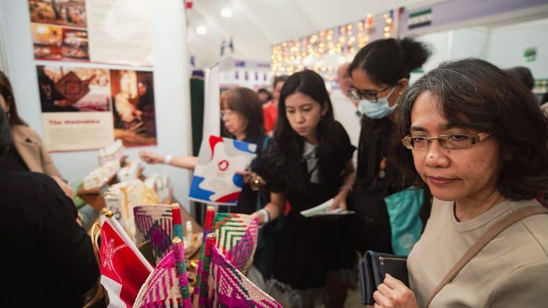 Philippines: Embassy at International Bazaar Exhibition