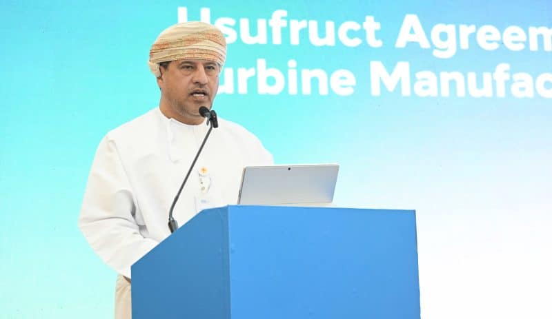 توقيع اتفاقيات حق انتفاع لإنشاء مصنع لتوربينات الرياح بالمنطقة الاقتصادية الخاصة بالدقم