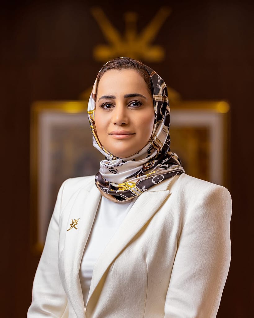 سلطنةُ عُمان تحتضنُ مشروعًا استراتيجيًّا لإنتاج مواد بطاريات الليثيوم أيون