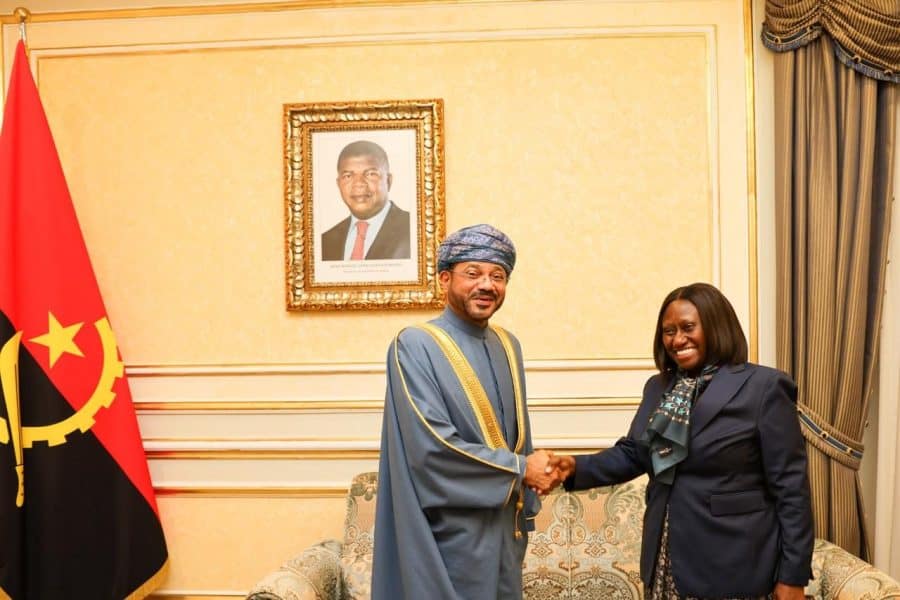 Minister meets Angolan Fisheries Minister