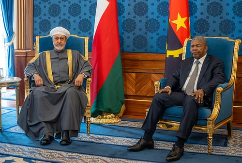 His Majesty the Sultan and the Angolan President hold a bilateral meeting and an official session of talks.