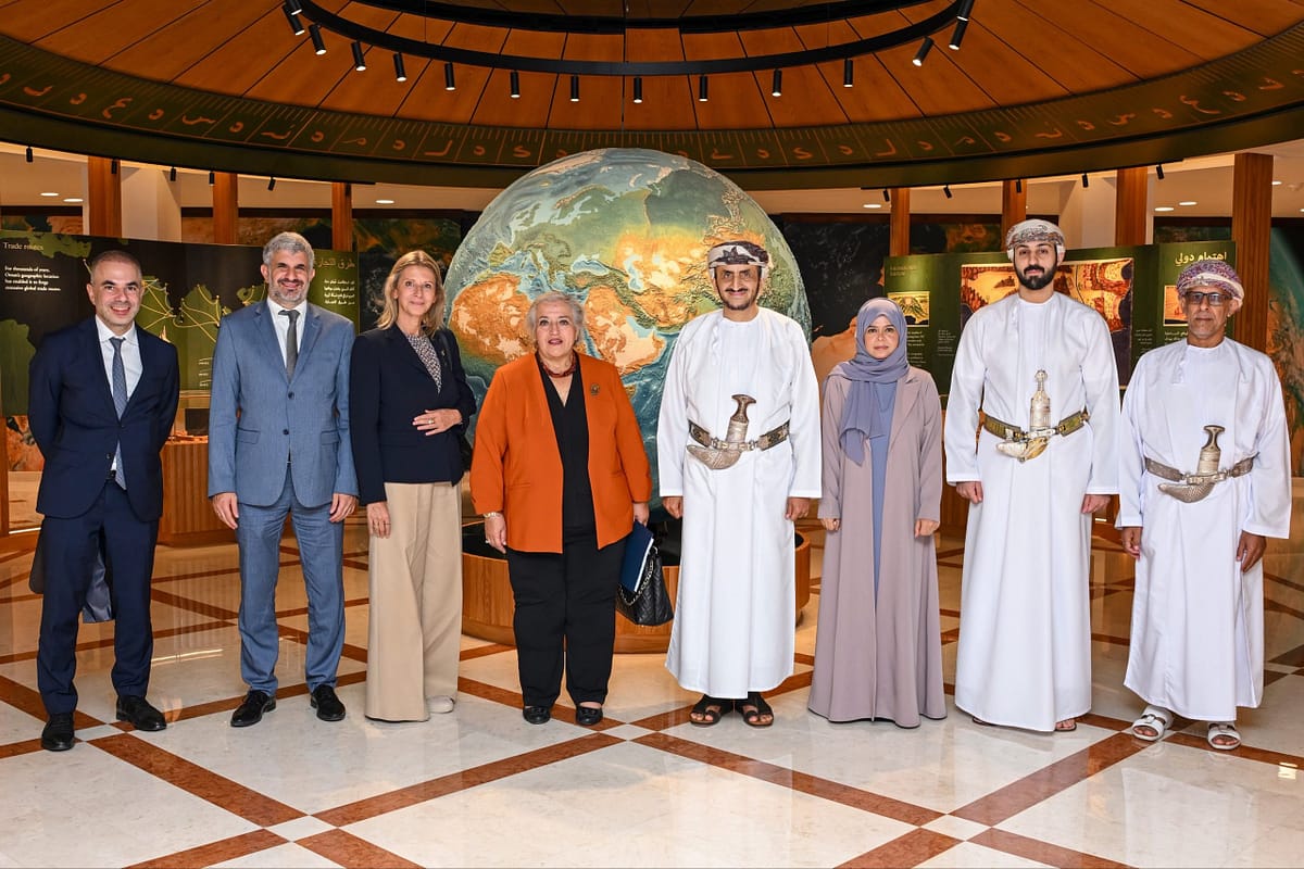 Oman and Greece hold political consultations