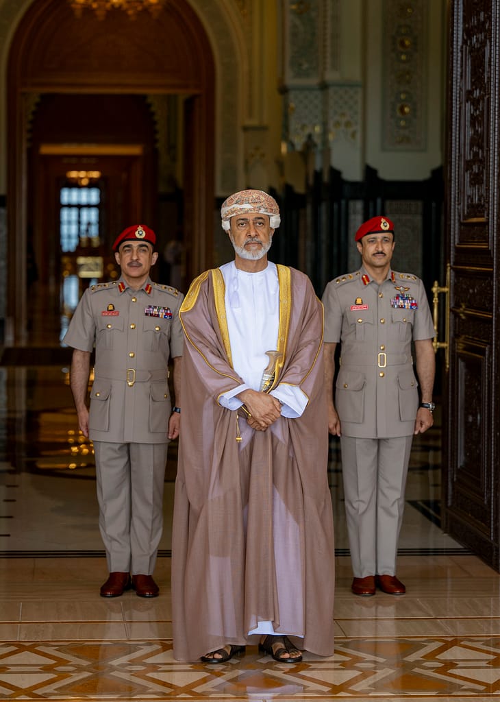 جلالة السلطان المعظم يستقبل رئيس مجلس السيادة بجمهورية السودان