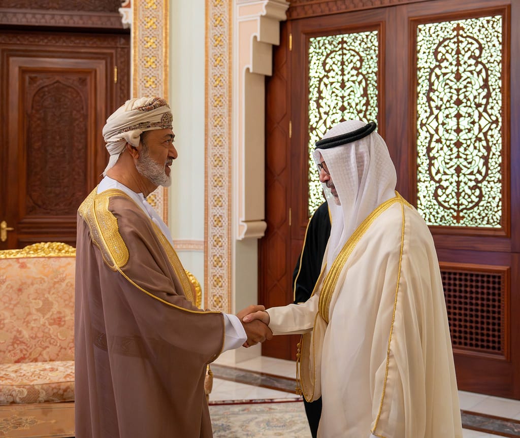 جلالة السلطان المعظم يستقبل وزير خارجية دولة الكويت