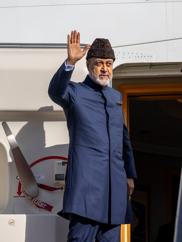 His Majesty Departs from the UK