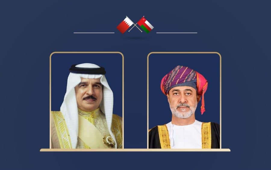 جلالة السلطان المعظم يبحث مع أخيه ملك البحرين مستجدات الأزمة في الشرق الأوسط