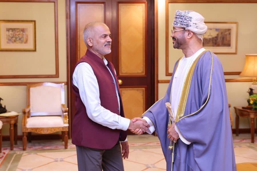 معالي السيد وزير الخارجية يستقبل السفير الهندي بمناسبة انتهاء مهام عمله