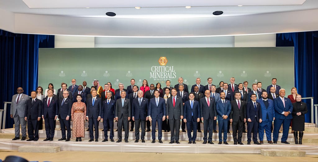 معالي وزير الخارجية يشارك في الحوار الوزاري الدولي في واشنطن