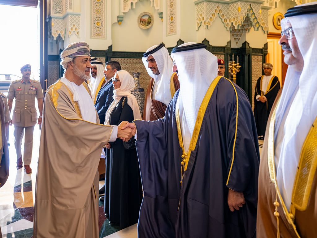 His Majesty gives audience to Crown Prince of Bahrain