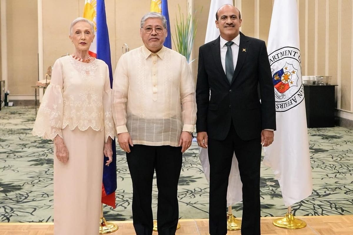 Philippines: Ambassador meets Philippine Foreign Secretary