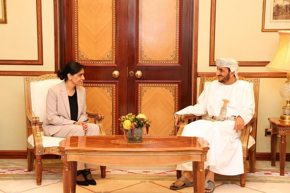 Political Undersecretary meets the British Ambassador to Yemen
