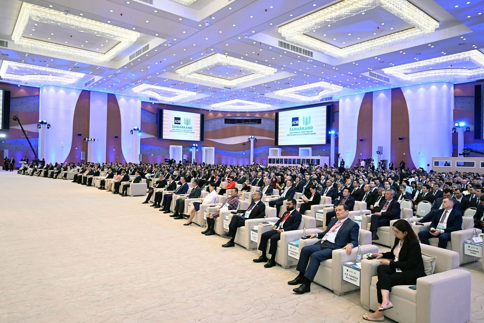طشقند: سعادة السفيرة تشارك في افتتاح أعمال الإجتماع الدوري الـ59 لمجلس محافظي بنك التنمية الآسيوي