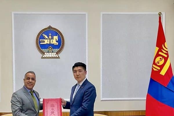 جلالة السُّلطان يبعث رسالةً خطيّةً للرئيس المنغولي